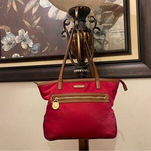 Michael Michael Kors please check all picture of condition